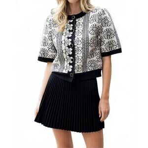 NEW THML short sleeve floral cardigan in black/white